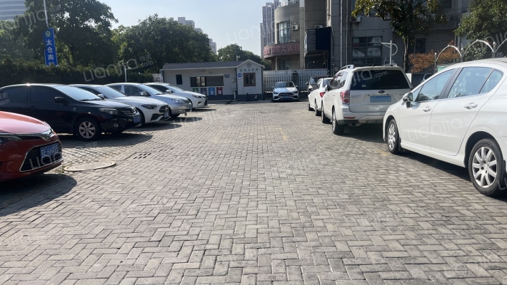 太仓世纪广场外景图