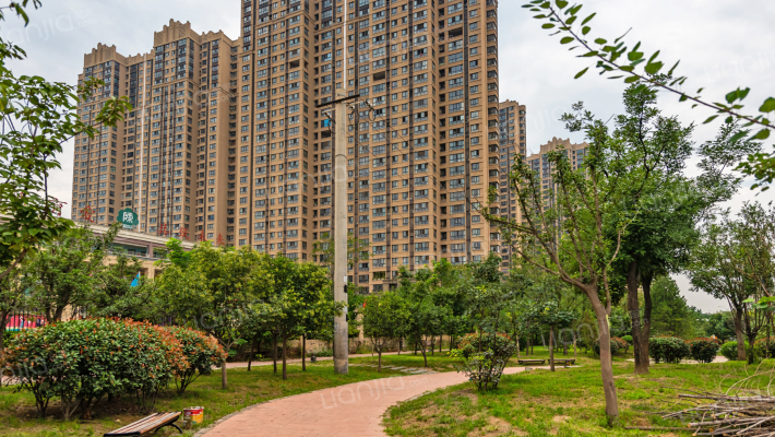 五湖名邸西区外景图