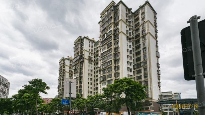东浦花园外景图