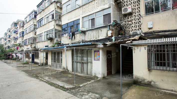 大圣小区外景图