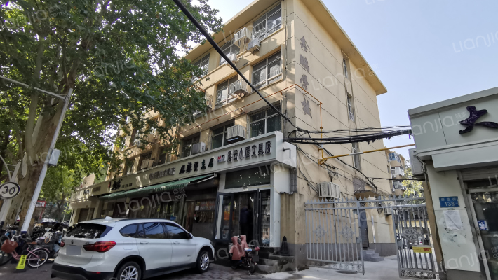 乡镇企业宿舍外景图