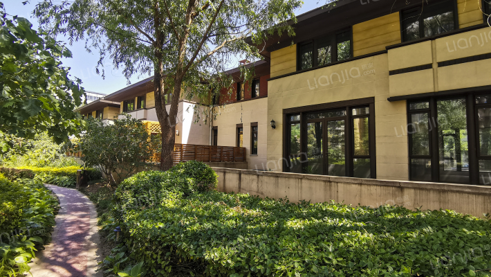 华远和墅外景图