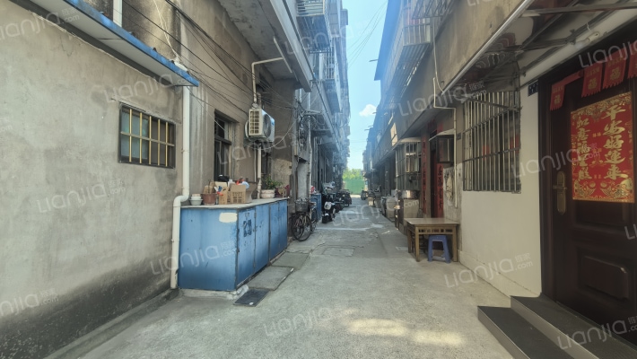 造纸厂综合楼外景图