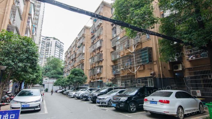 殷家冲北老石棉厂宿舍外景图