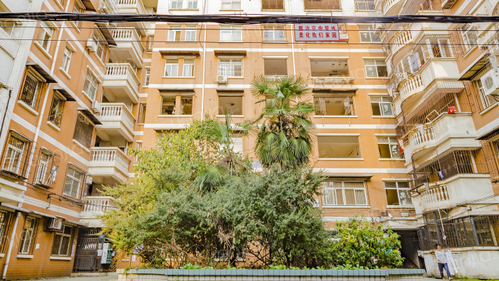 汉水公寓外景图