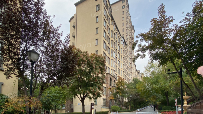 龙湖蔚澜香醍外景图