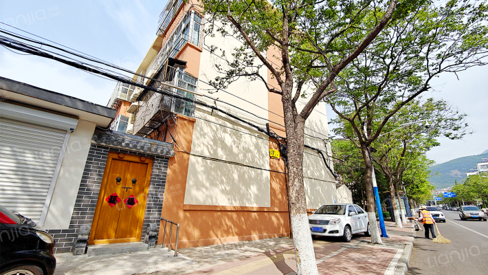 机械局宿舍外景图