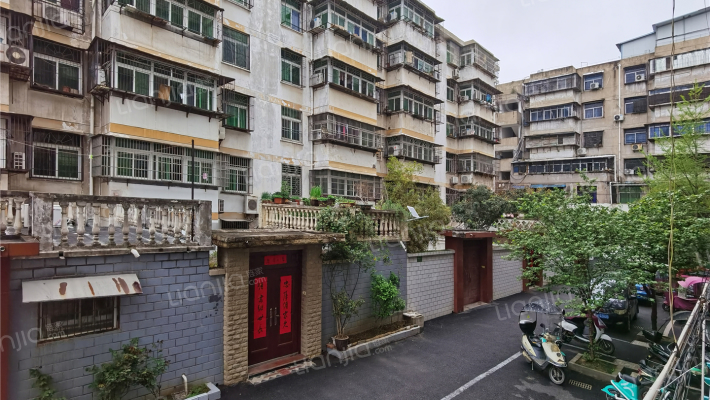 光华小区外景图