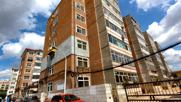 和平巷20号院外景图