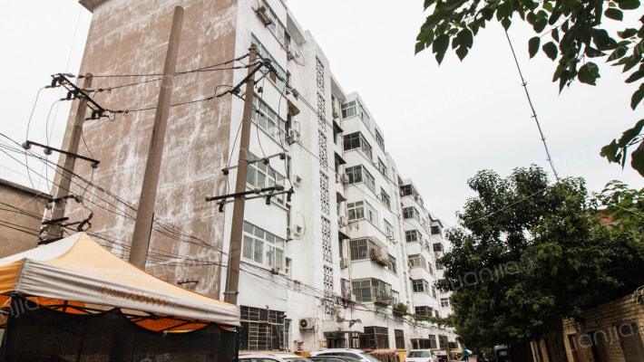 许继延边小区外景图