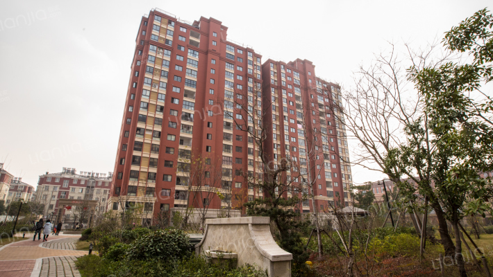 方正名门外景图