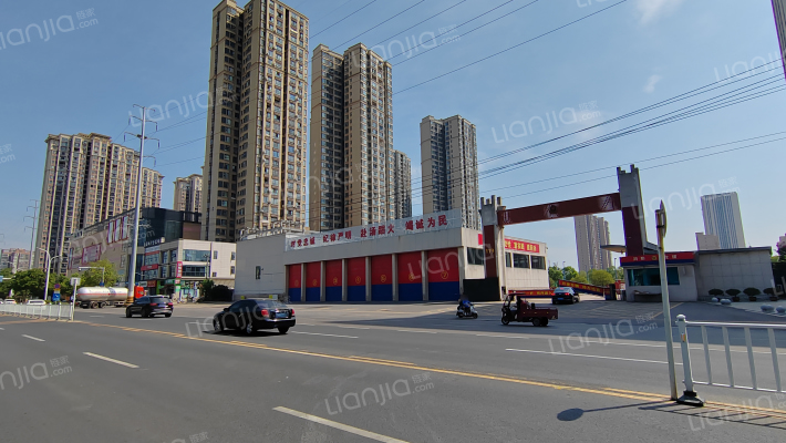 万华广场外景图