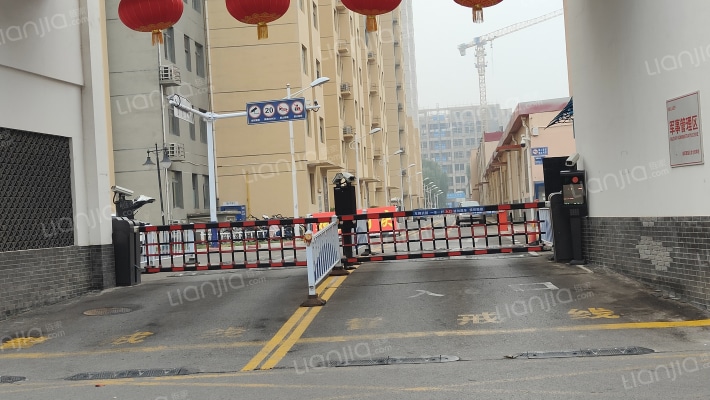 白求恩医务士官宿舍楼外景图