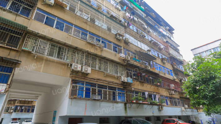 电信小区外景图