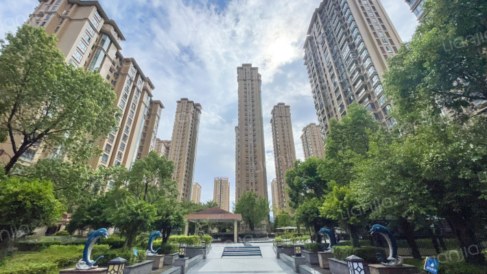 贵安新天地贵阁苑外景图