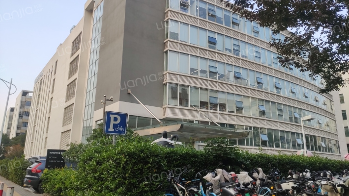 国华大厦外景图