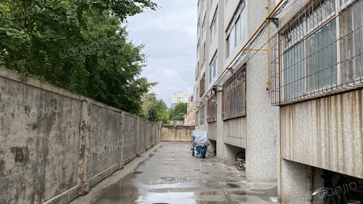 凤凰社区派出所宿舍外景图