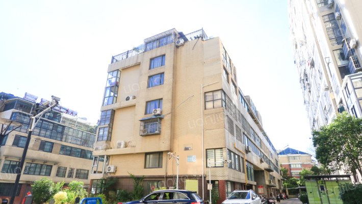 威尼斯现代广场外景图