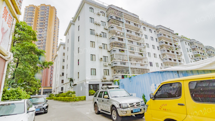 龙湖花园外景图