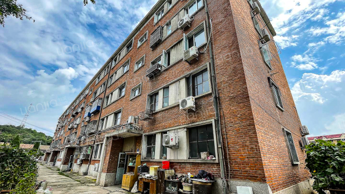 水库安装公司外景图