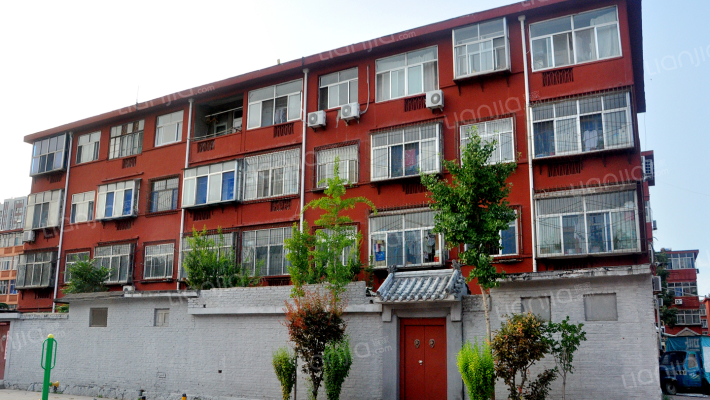 苗圃小区外景图