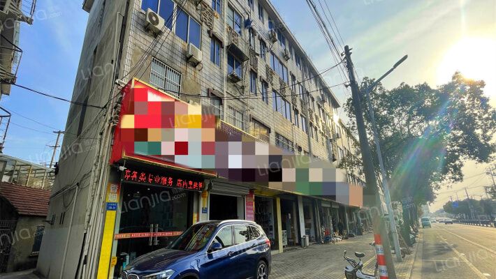 人民南路136号外景图