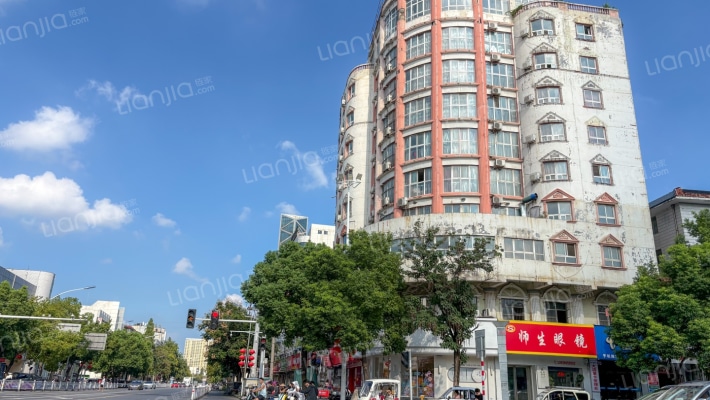 天龙北楼外景图