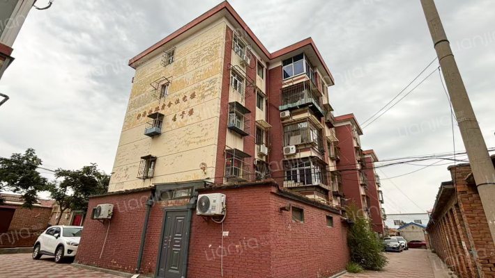 静海铁路住宅楼外景图