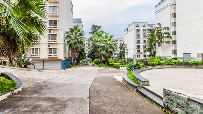 英华嘉园外景图