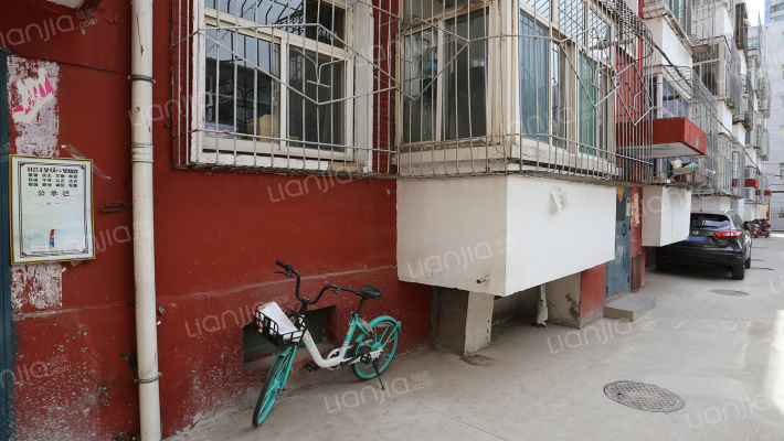 卫生厅宿舍外景图