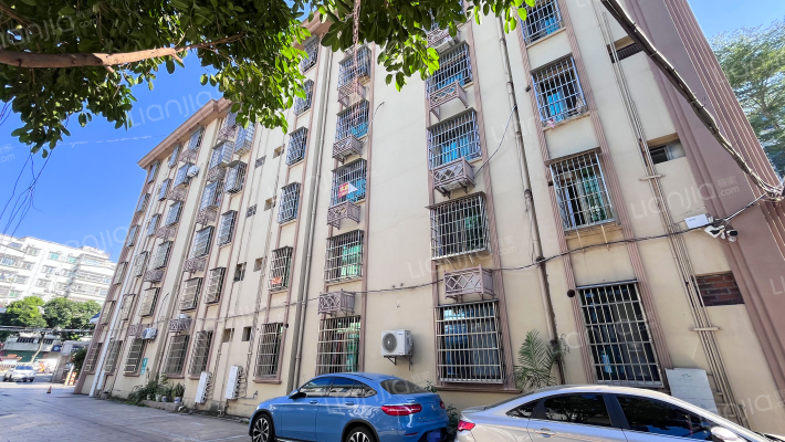 中医院集资楼外景图