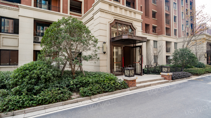 金艺学府外景图