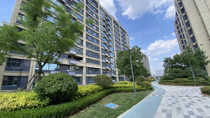 万科北宸之光外景图