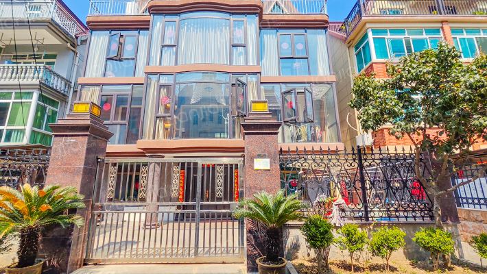 长生小区外景图