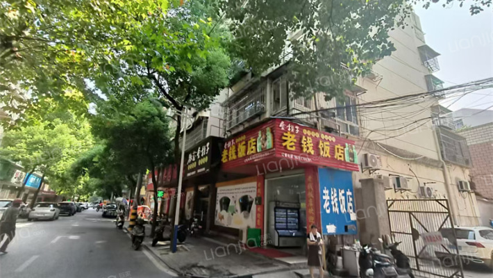 杨家山街外景图