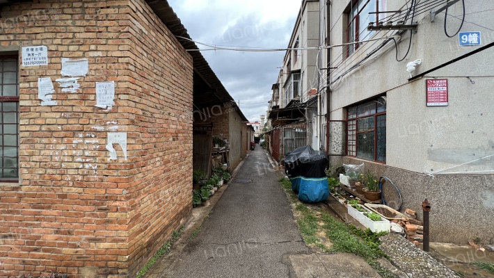 云南电子管厂宿舍外景图