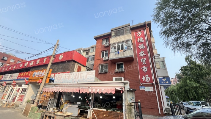 拥政北街外景图