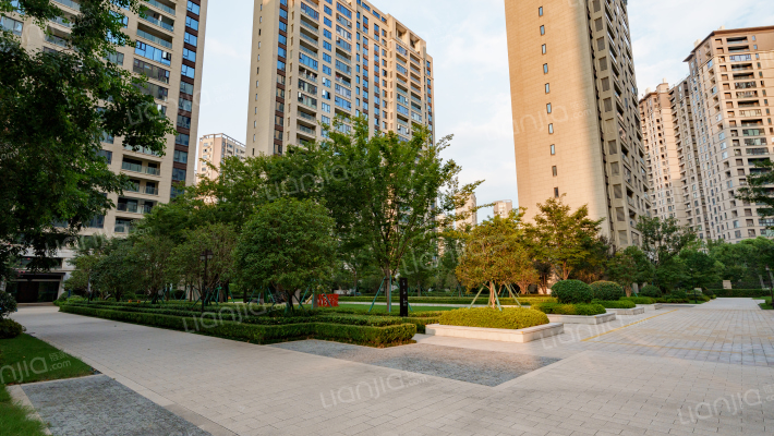 元垄尚都会外景图