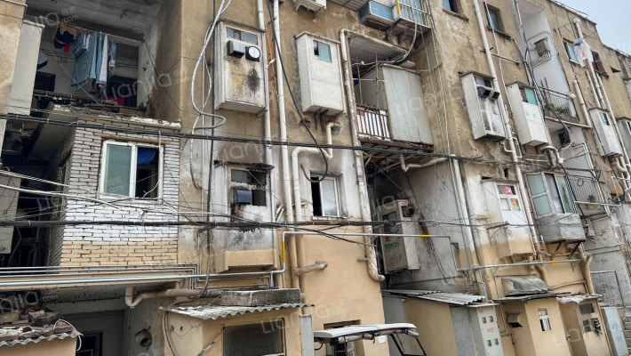 人民路五金厂家属院外景图