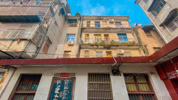 四达大厦外景图