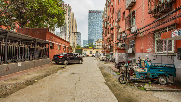 铁路宿舍外景图