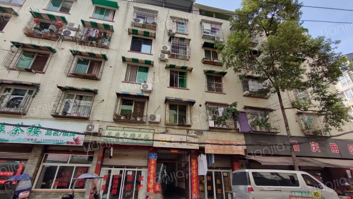 输气小苑外景图