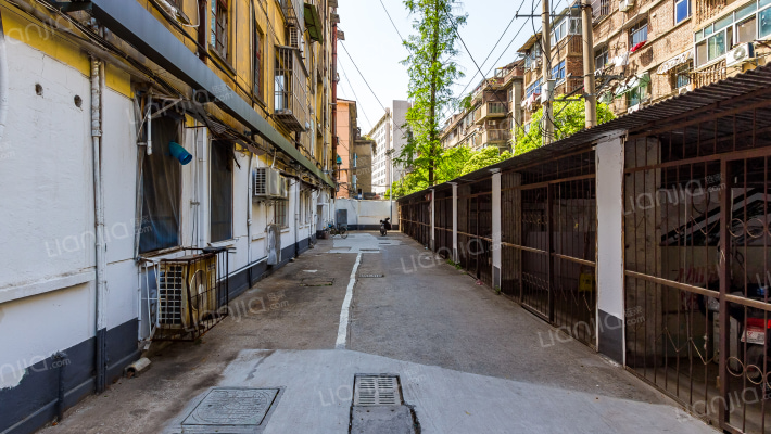 云龙公园新村外景图