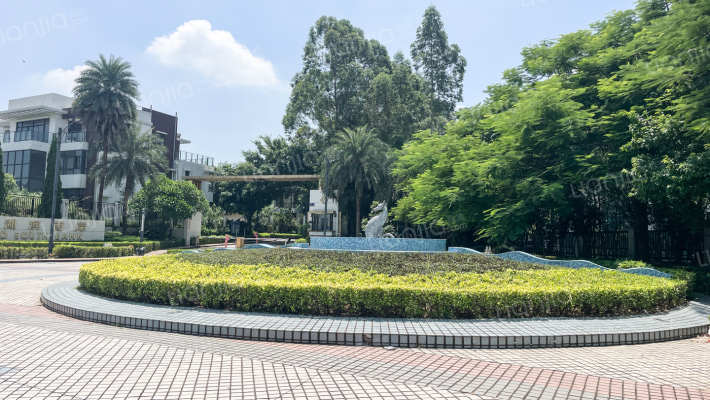 祈福湖滨南岸外景图