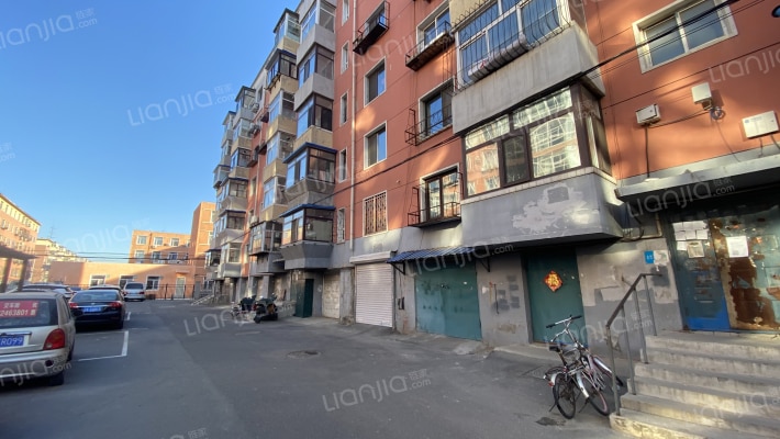 德鑫花园小区外景图