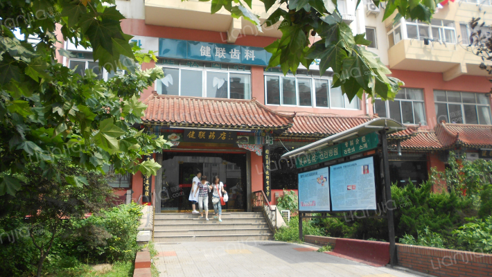 古田路商业外景图