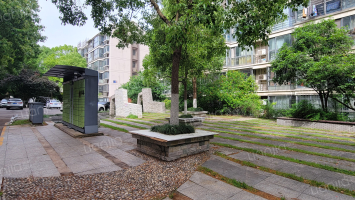 花园路5号小区外景图