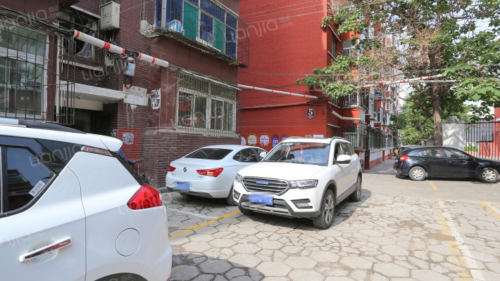 汽运一公司宿舍外景图