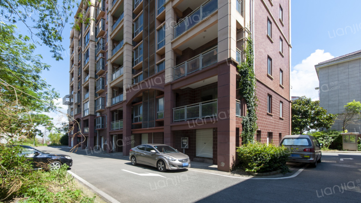 新萌花苑外景图