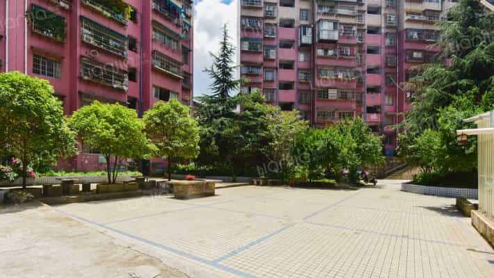 水电九局住宿区外景图